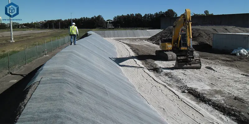 Geosynthetic Clay Liner Geosynthetic Clay Liner